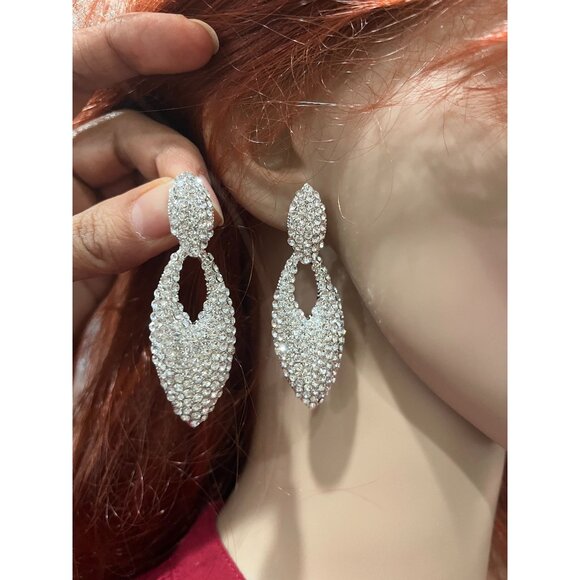 rhinestone earrings clear silver crystal wedding long drop long sparkle earring - Picture 1 of 7
